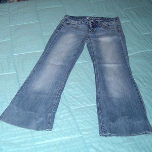 Forever 21 Junior W26in L28in Distress Jeans Used